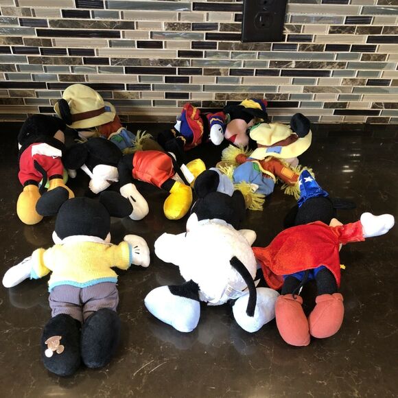 Lot Of 8 Disney Mickey & Minnie Mouse Plush toys Stuffed Animals 9-11” +‎ Pin - Picture 5 of 6